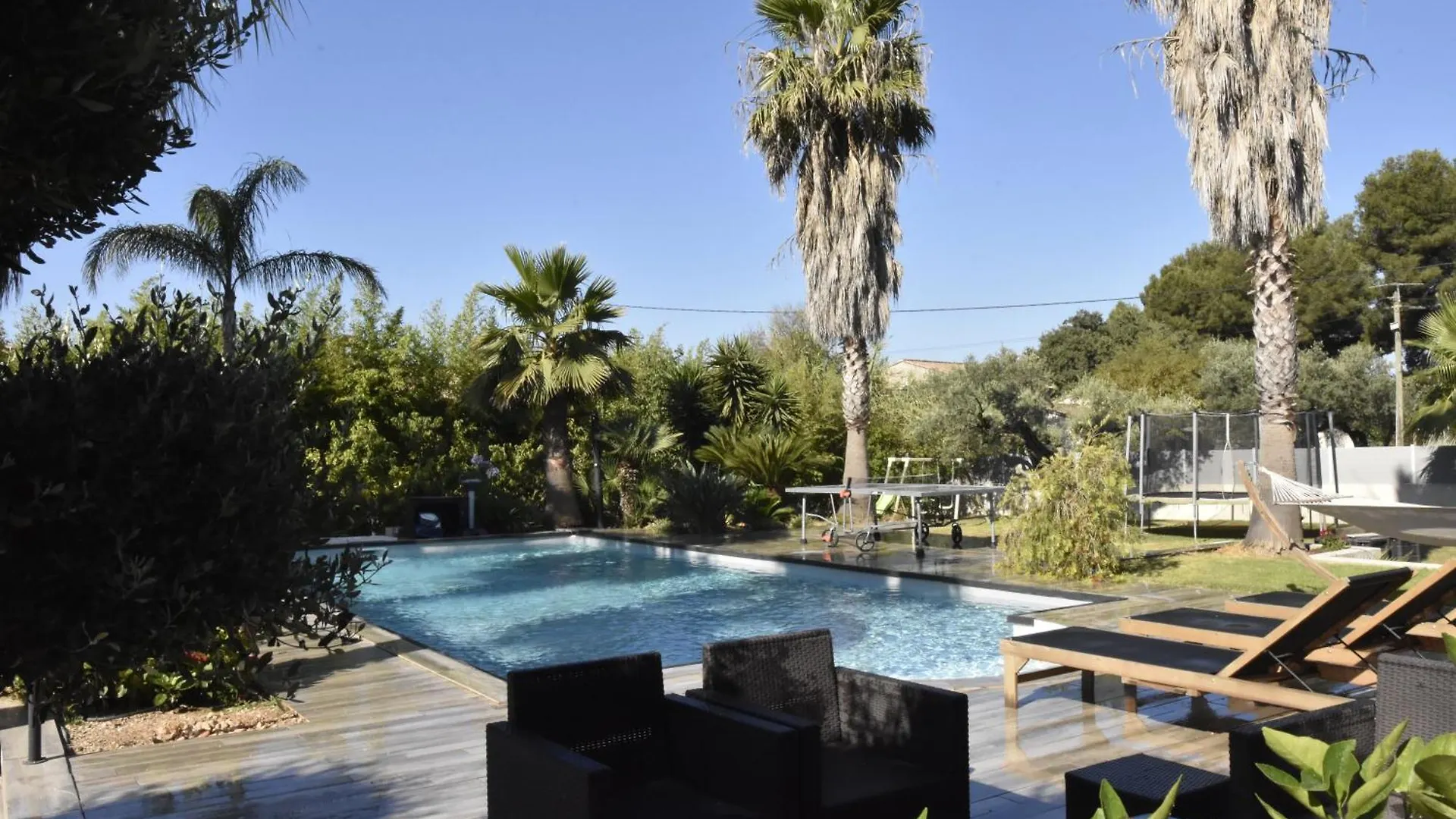 아파트 Bas De Villa Tropicale Sanary